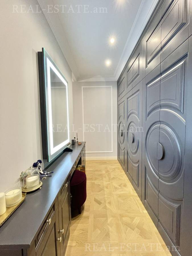 4 bedroom apartment for sale خیابان آرام, مرکز شهر ایروان, 112955