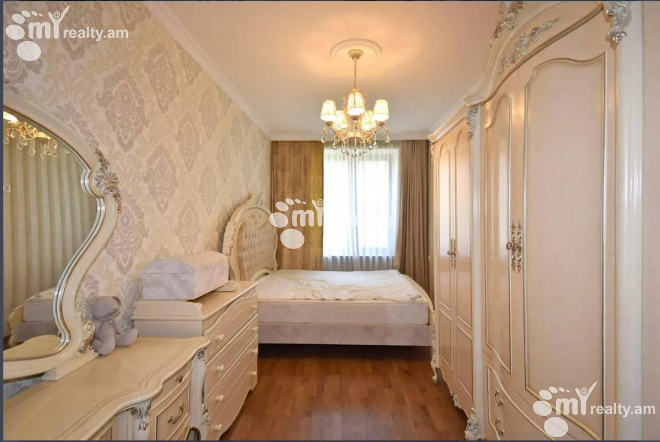 3 սենյականոց բնակարան  Օրբելի Եղբայրների փող, Արաբկիր Երևան, 152999