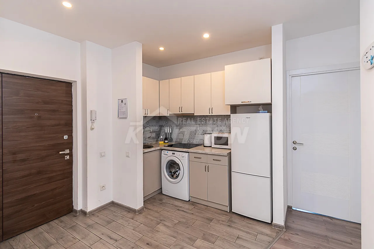 3 bedroom apartment for sale Sayat-Nova Ave, Center Yerevan, 161429