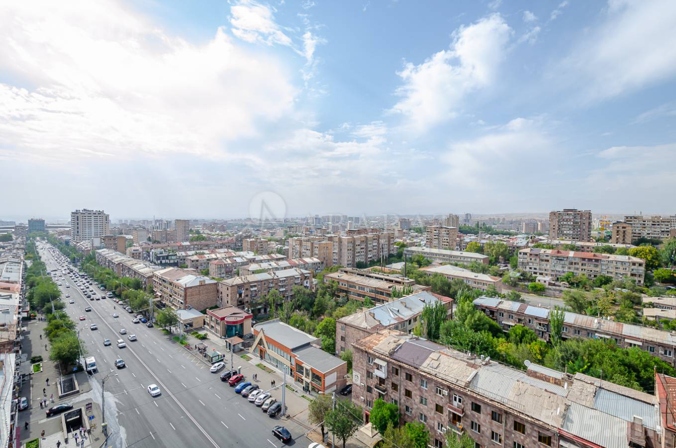 4 սենյականոց բնակարան  Կոմիտասի պող, Արաբկիր Երևան, 153116