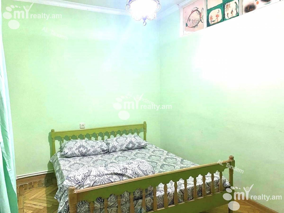 3 bedroom apartment for rent Saryan St, Center Yerevan, 145853