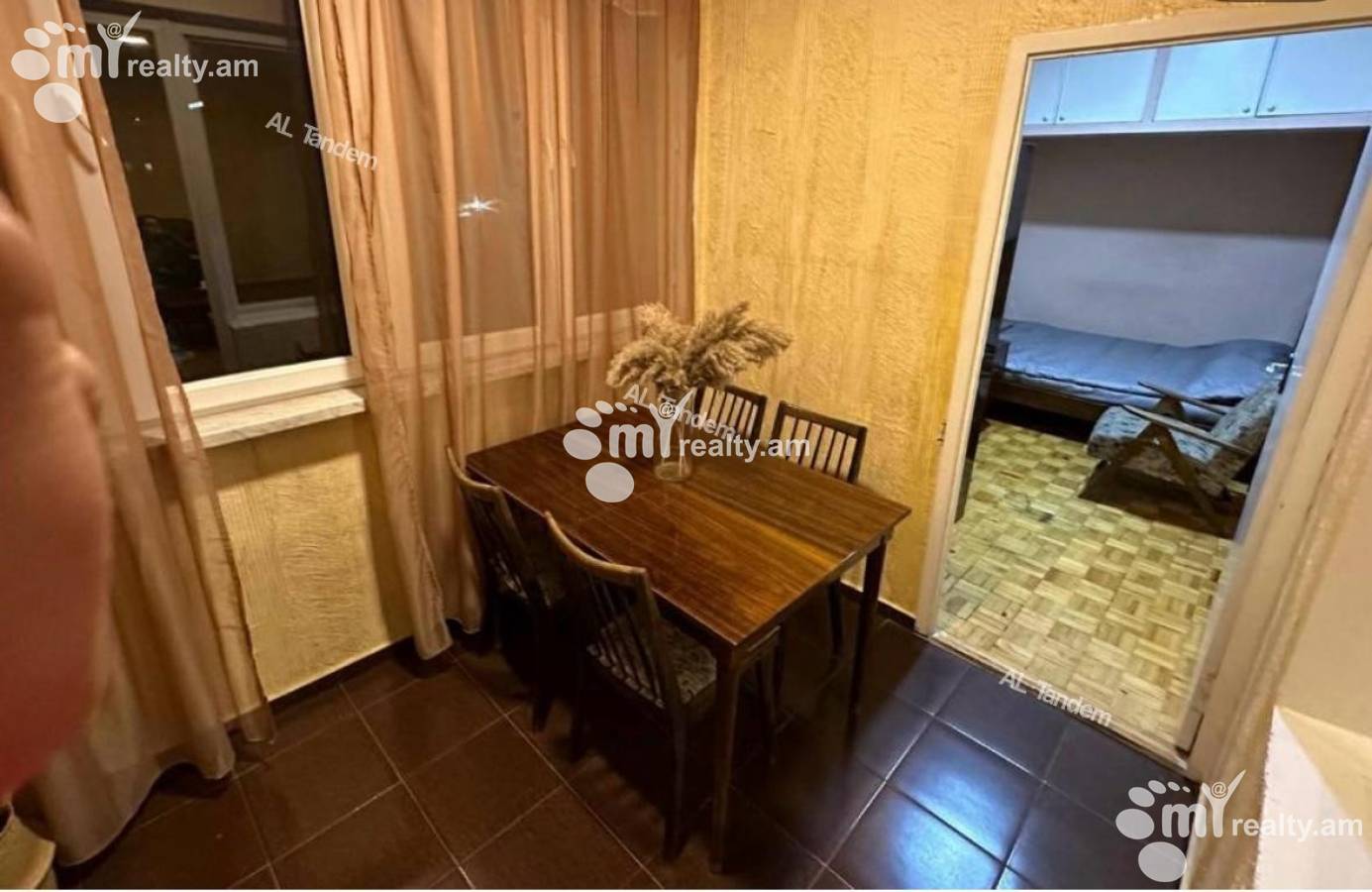 Снять 3 комнатную квартиру Аршакуняц пр, Центр Ереван, 156606