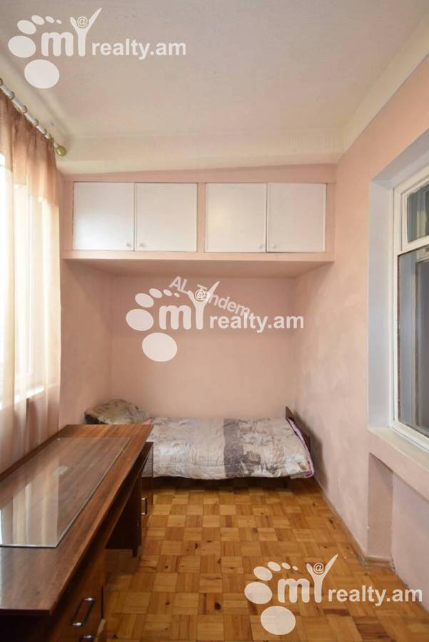Снять 3 комнатную квартиру Аршакуняц пр, Центр Ереван, 156606