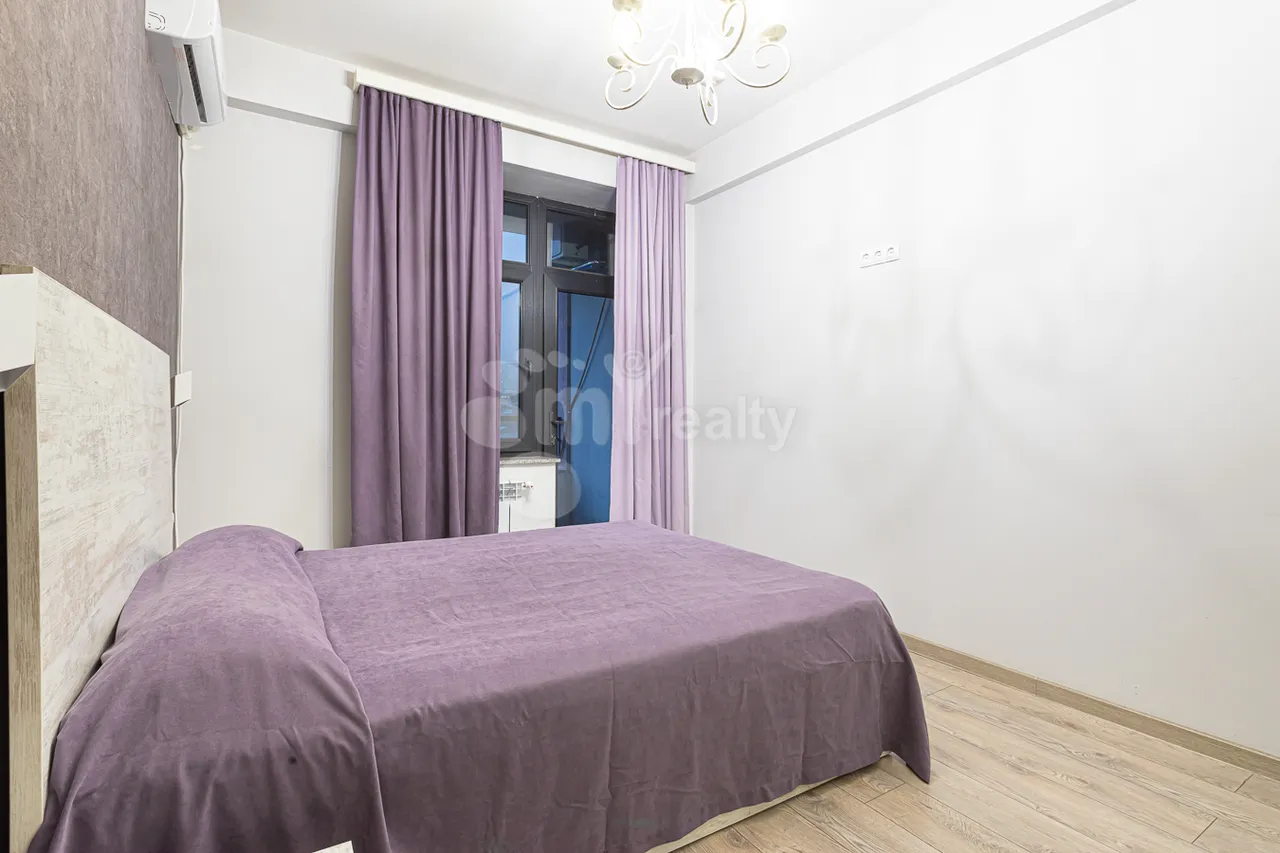 2 bedroom apartment for rent خیابان ماشتوتس, مرکز شهر ایروان, 158215