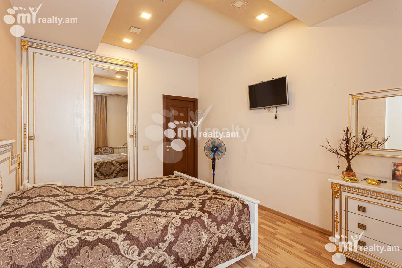 4 bedroom apartment for sale Pushkin St, Center Yerevan, 151857