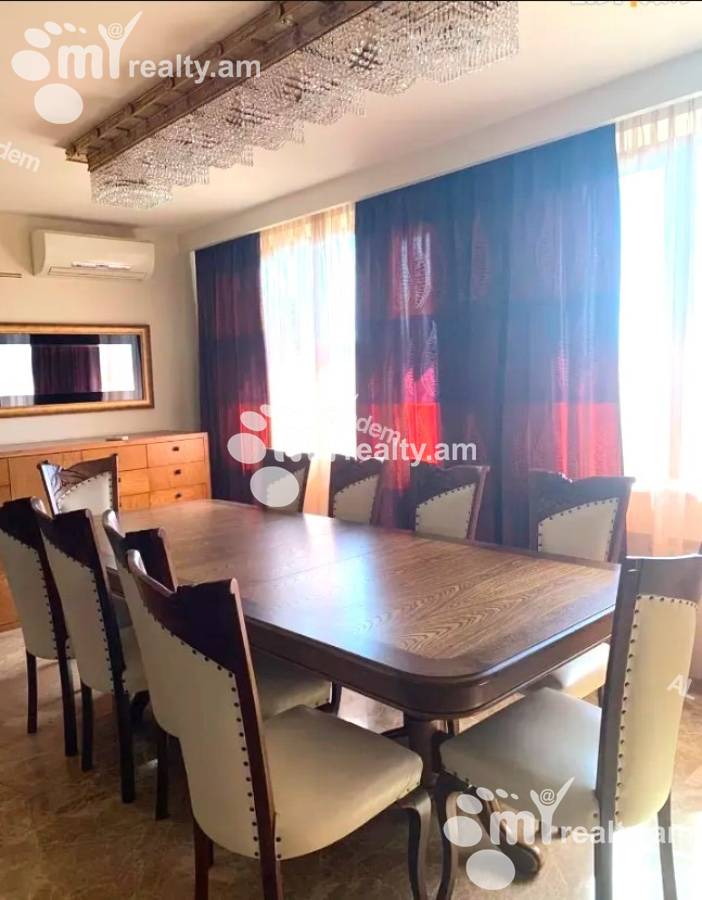 Купить 5 комнатную квартиру Чаренц ул, Центр Ереван, 142569