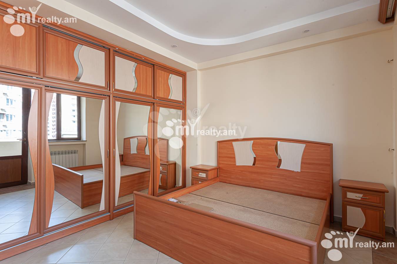 Купить 2 комнатную квартиру Сарян ул, Центр Ереван, 148659