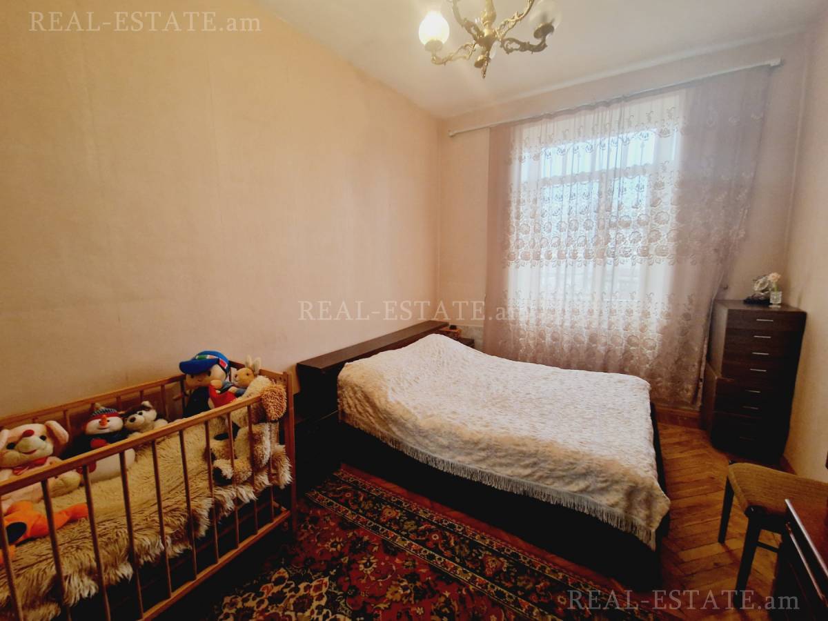 3 bedroom apartment for sale محله کیلیکیا, مرکز شهر ایروان, 130748