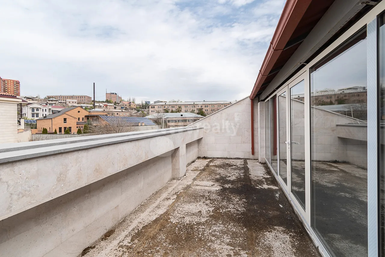 Առանձնատուն  կառուցապատողից Գ. Հովսեփյան փող, Նորք-Մարաշ Երևան, 160233