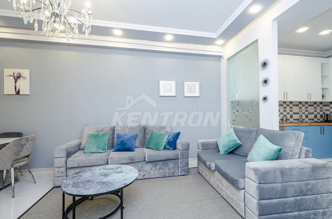 3 bedroom apartment for rent خیابان یِکمالیان, مرکز شهر ایروان, 158954