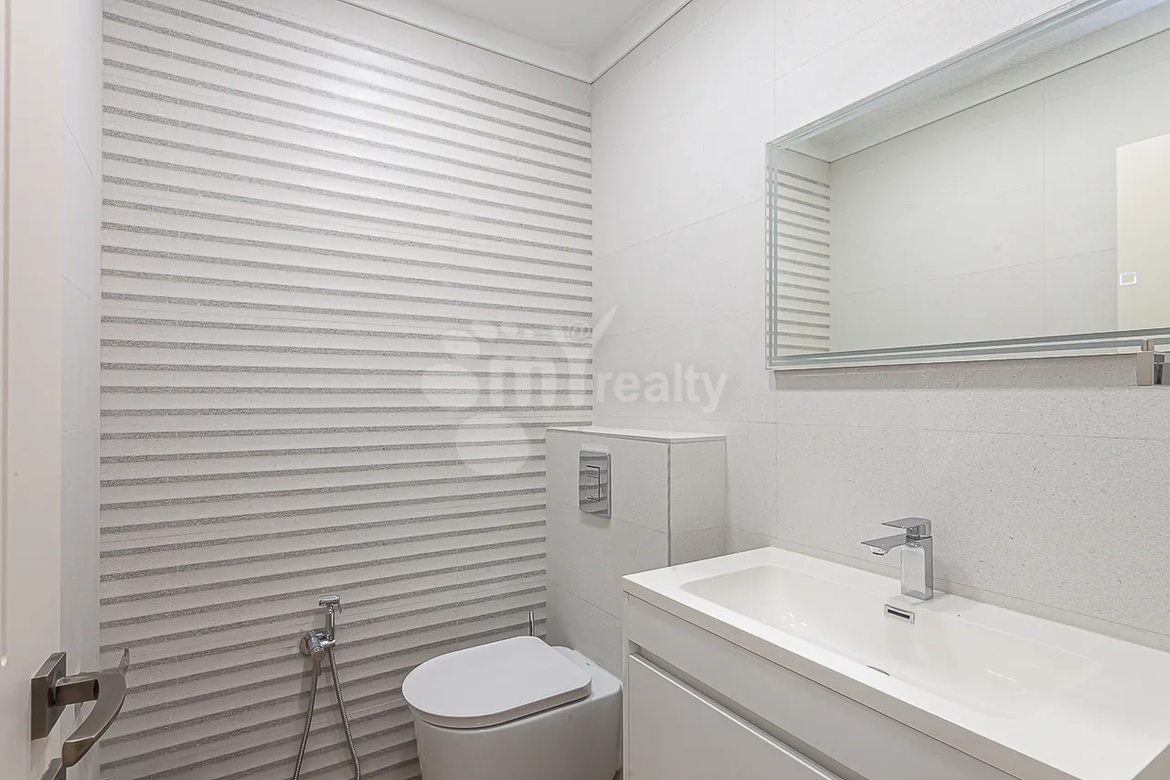 4 սենյականոց բնակարան վարձով Բուզանդի փող, Կենտրոն Երևան, 158869