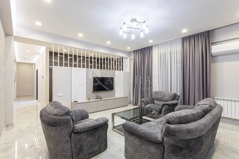 snyat-kvartiru-v-novostroyke/3-komnatnaya/N.+Zaryan+St/Arabkir/Yerevan