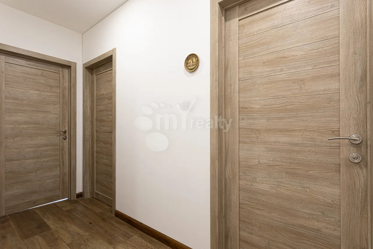 4 bedroom apartment for sale Yekmalyan St, Center Yerevan, 158585