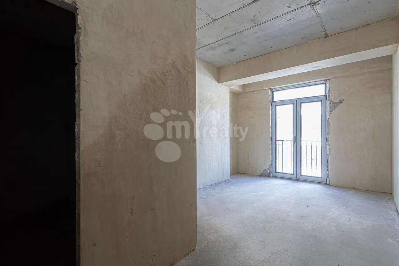 4 bedroom apartment for sale خیابان آنتارایین, مرکز شهر ایروان, 159758