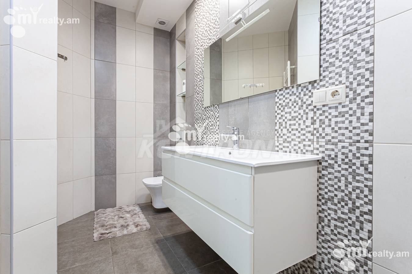 4 bedroom apartment for sale خیابان آنتارایین, مرکز شهر ایروان, 155469