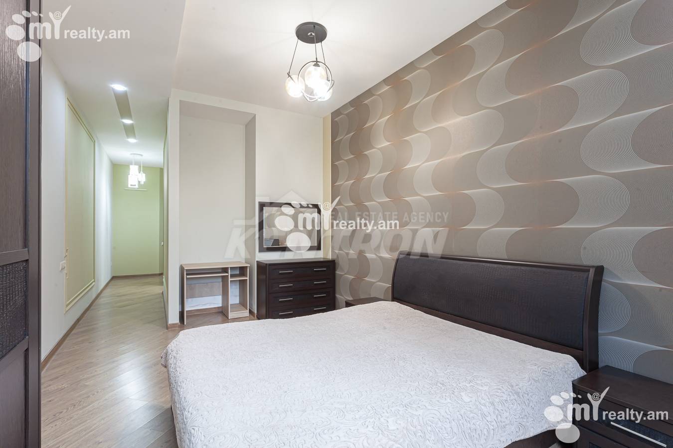 4 bedroom apartment for sale خیابان آنتارایین, مرکز شهر ایروان, 155469