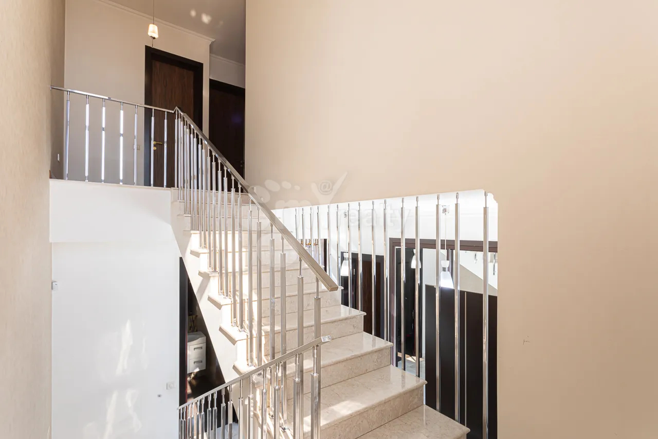 House for sale Tsarav Aghbyur St, Awan Yerevan, 159897