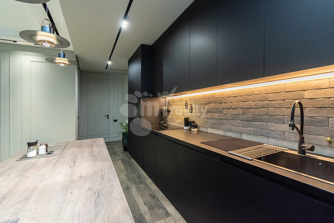 Купить 2 комнатную квартиру Арабкир 19ый ул, Арабкир Ереван, 160283