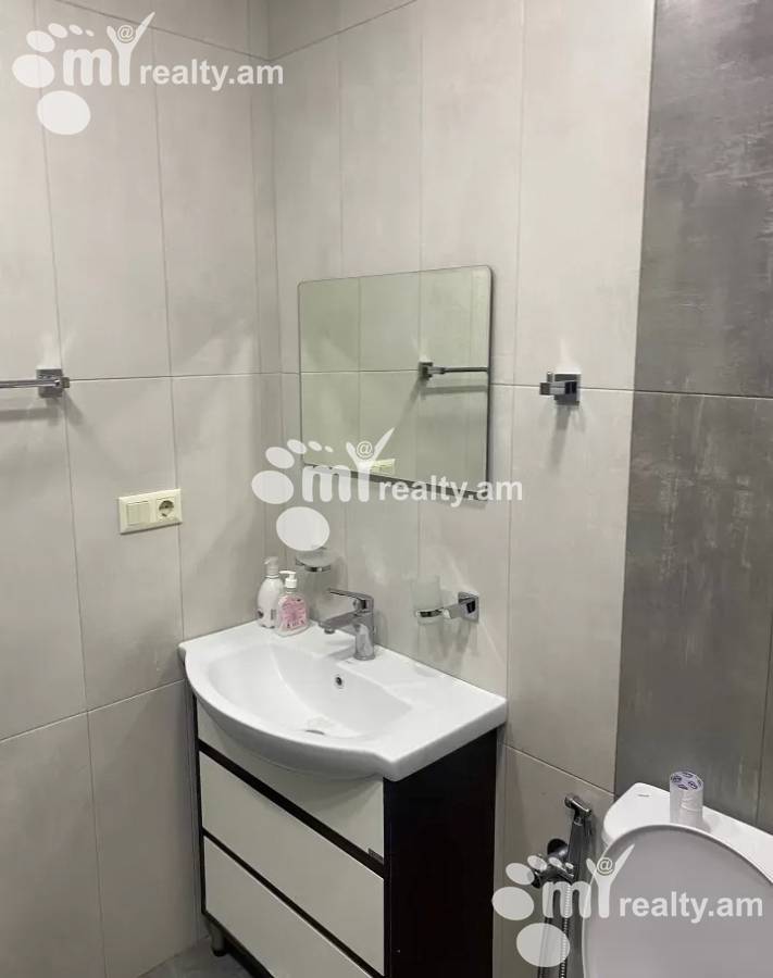 Купить 3 комнатную квартиру Цицернакаберд шоссе, Центр Ереван, 156438