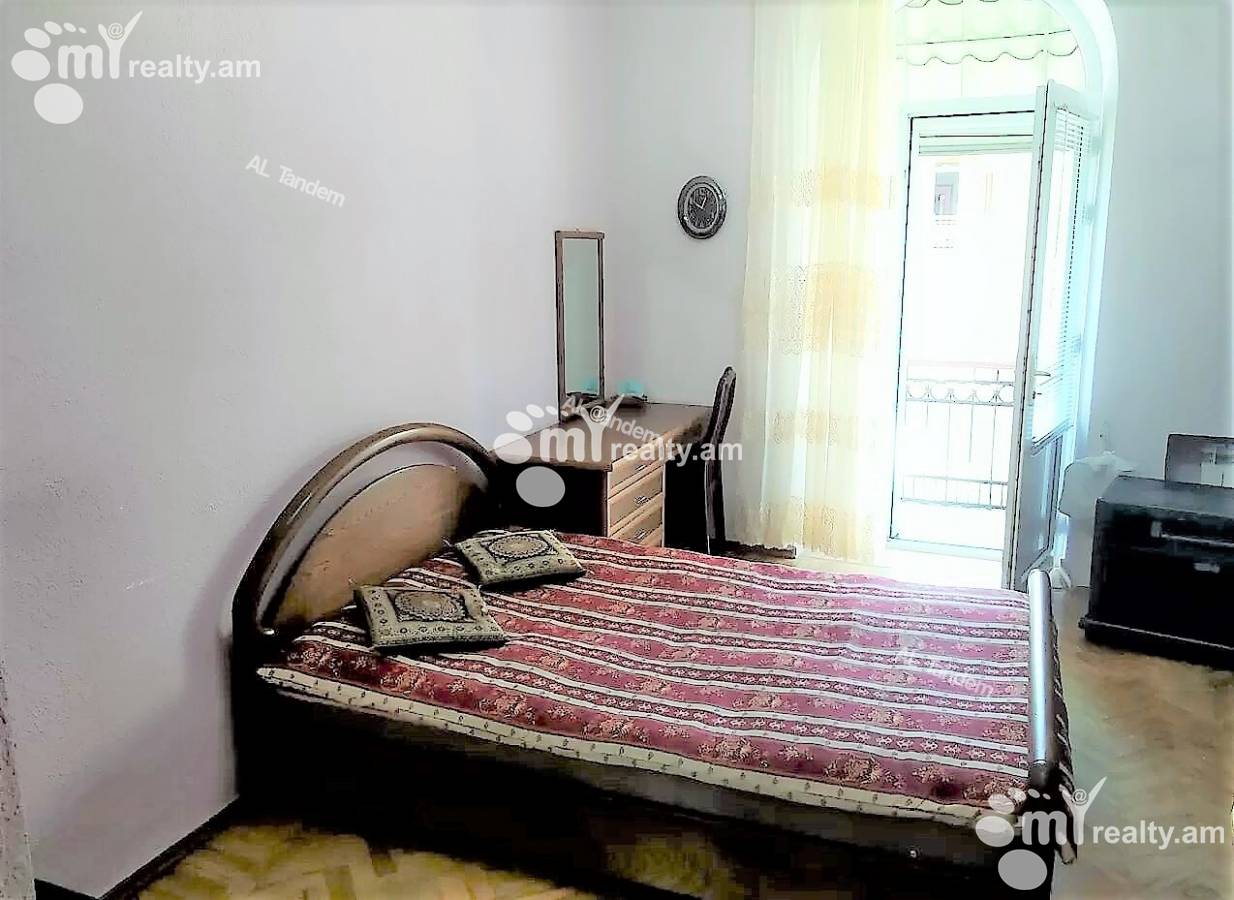 3 սենյականոց բնակարան  Պռոշյան փող, Կենտրոն Երևան, 124189