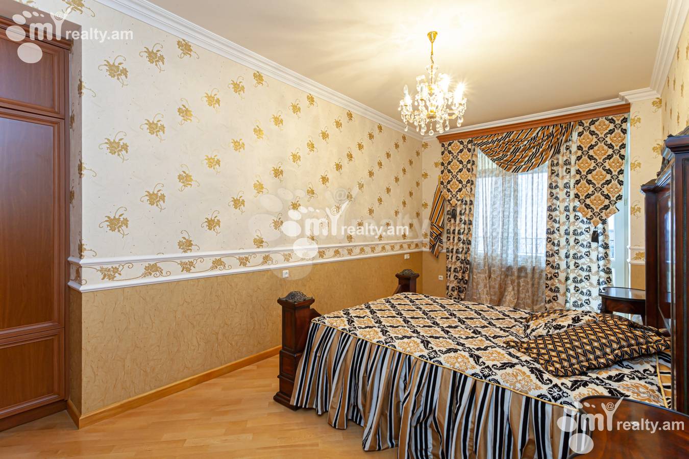 5 bedroom apartment for sale Northern (Hyusisayin)  Ave, Center Yerevan, 155429