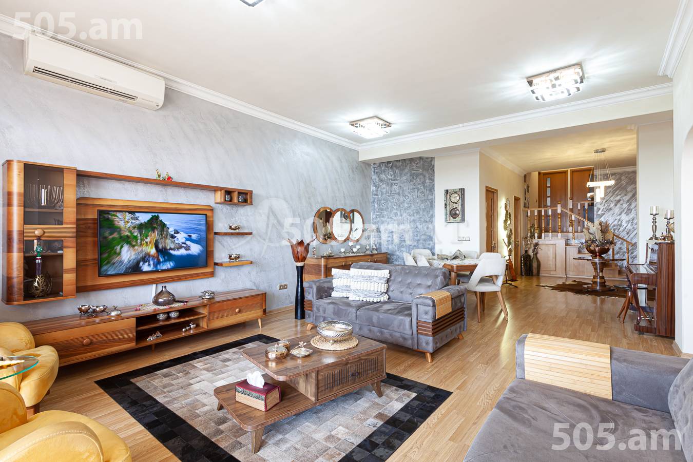 4 bedroom apartment for sale Antarayin St, Center Yerevan, 156024