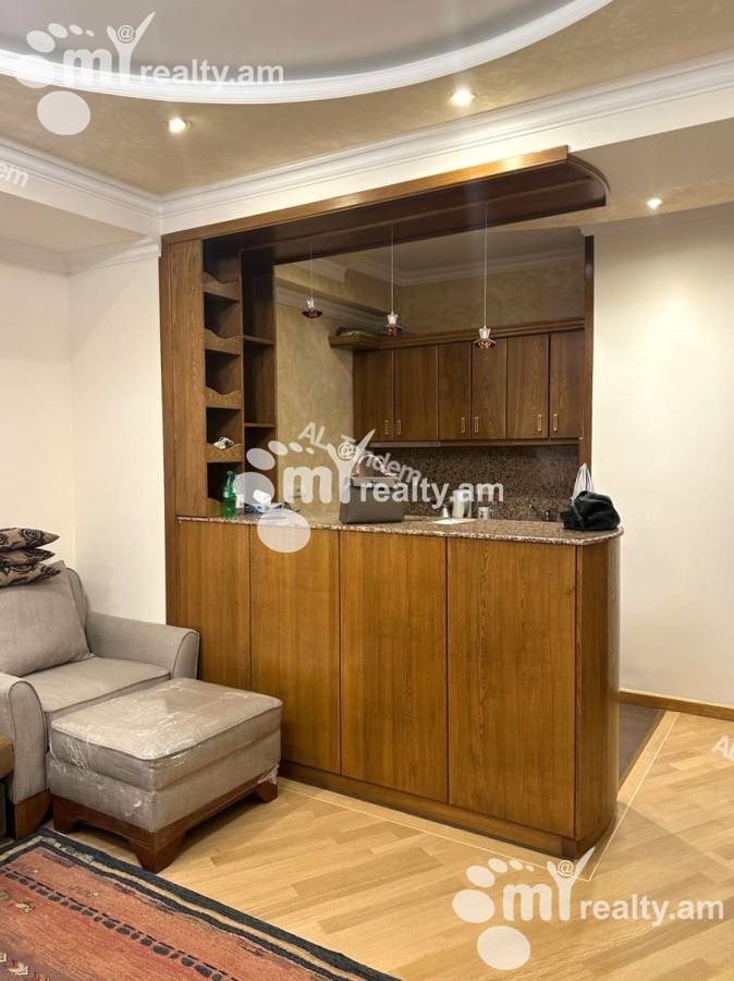 2 bedroom apartment for rent Baghramyan Ave (Kentron), Center Yerevan, 155228