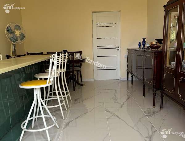 bnakaran/2-senyakanoc/Babayan+St/Arabkir/Yerevan