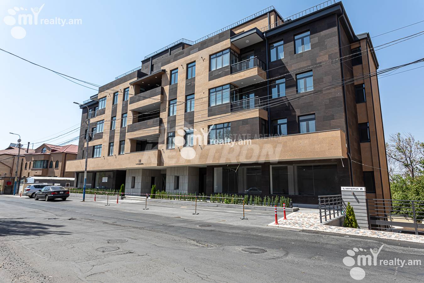 4 bedroom apartment for sale خیابان گ. هوفسِپیان, نورک ماراش ایروان, 156615