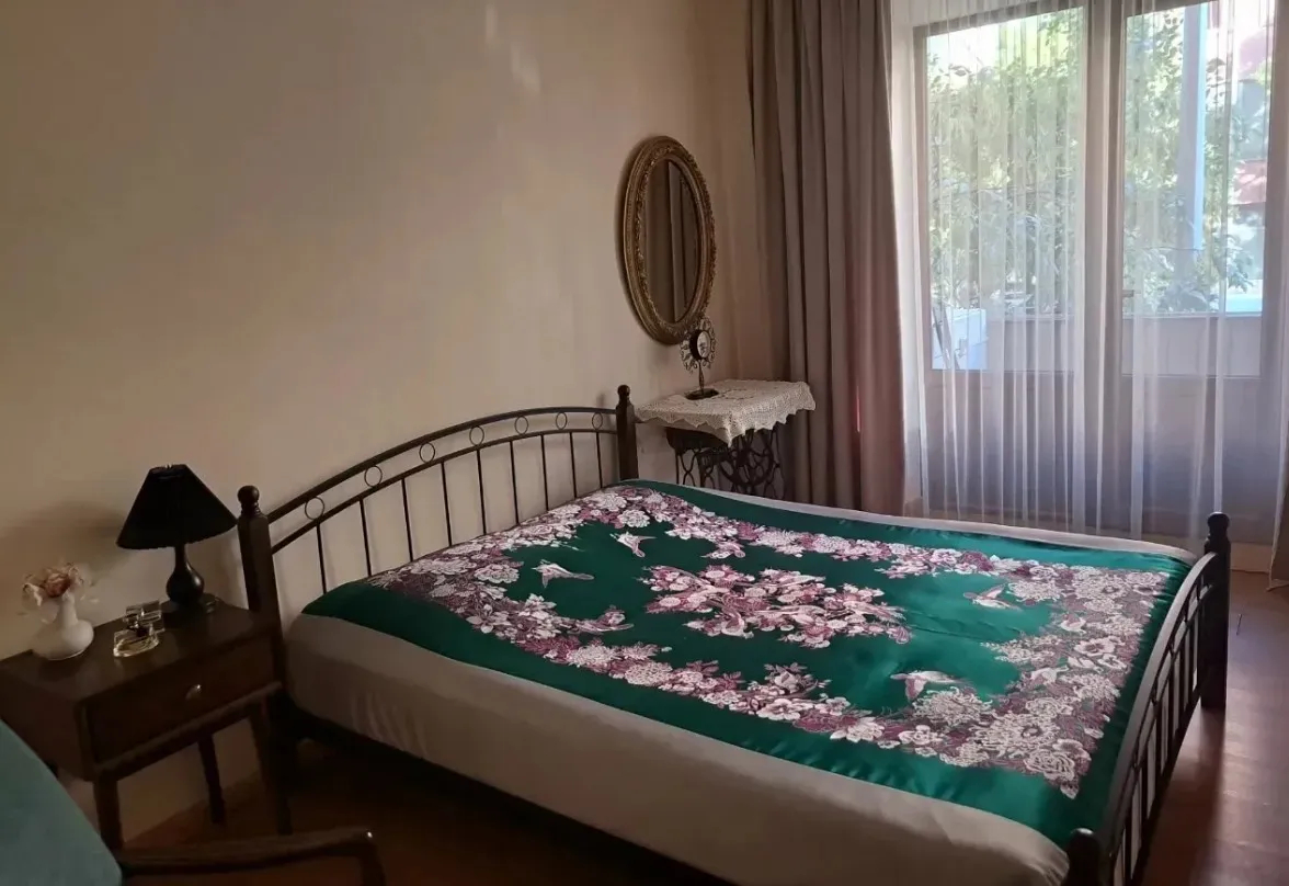 3 bedroom apartment for sale خیابان نعلبندیان, مرکز شهر ایروان, 161657