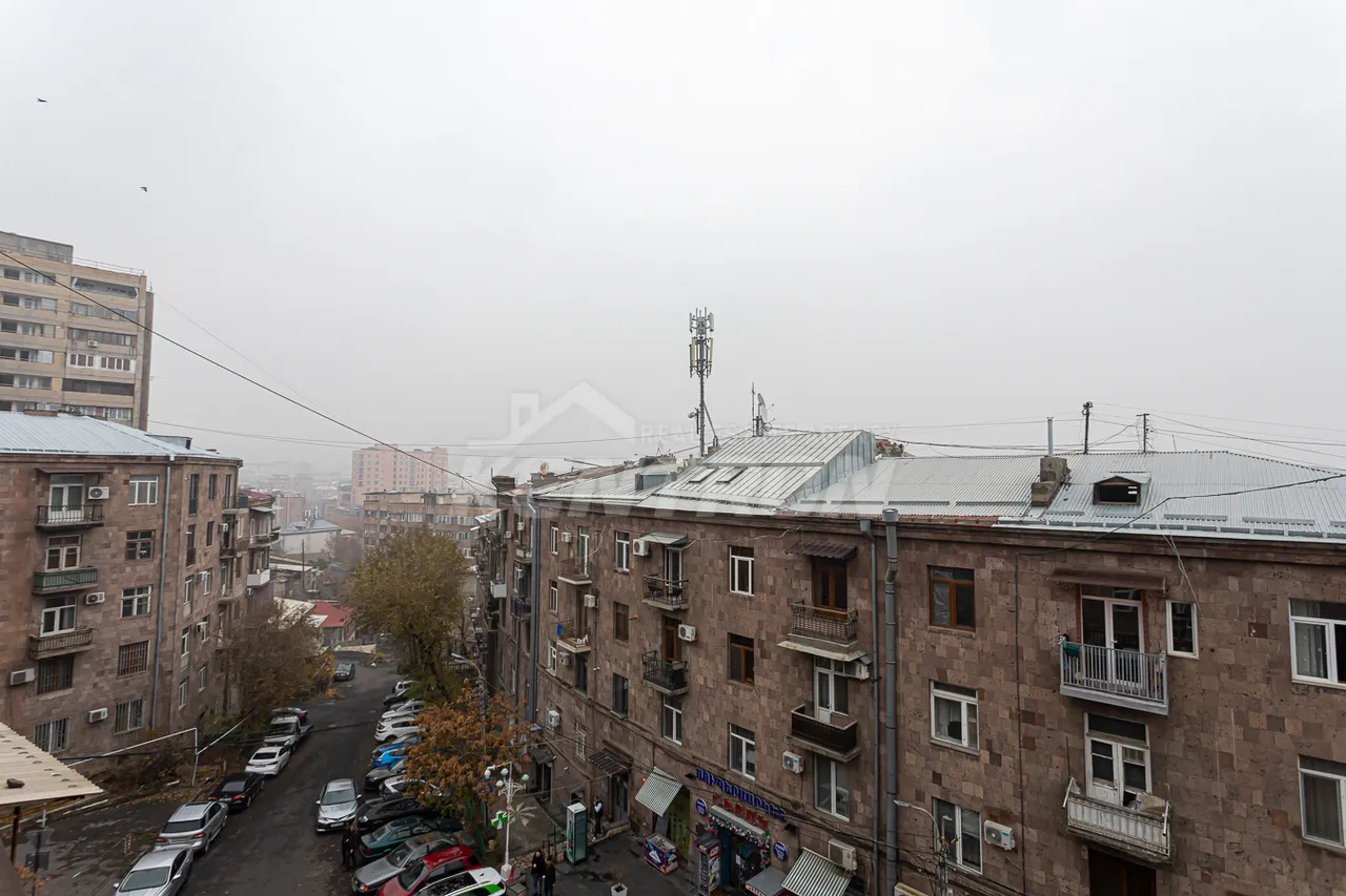 2 bedroom apartment for sale خیابان د. دِمیرچیان, مرکز شهر ایروان, 158228