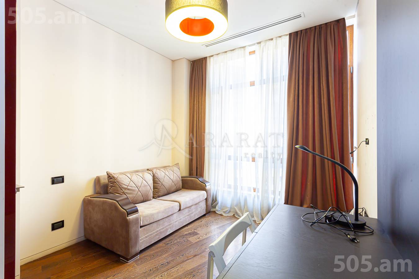 Купить 4 комнатную квартиру Северный пр, Центр Ереван, 154633