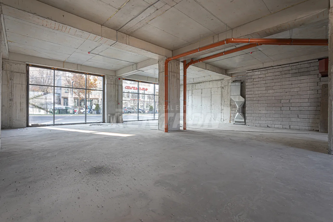 Commercial for sale منطقه P. سواک. سنت 17, آوان ایروان, 157751