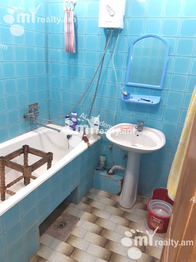 4 սենյականոց բնակարան  Ղափանցյան փող, Արաբկիր Երևան, 141639