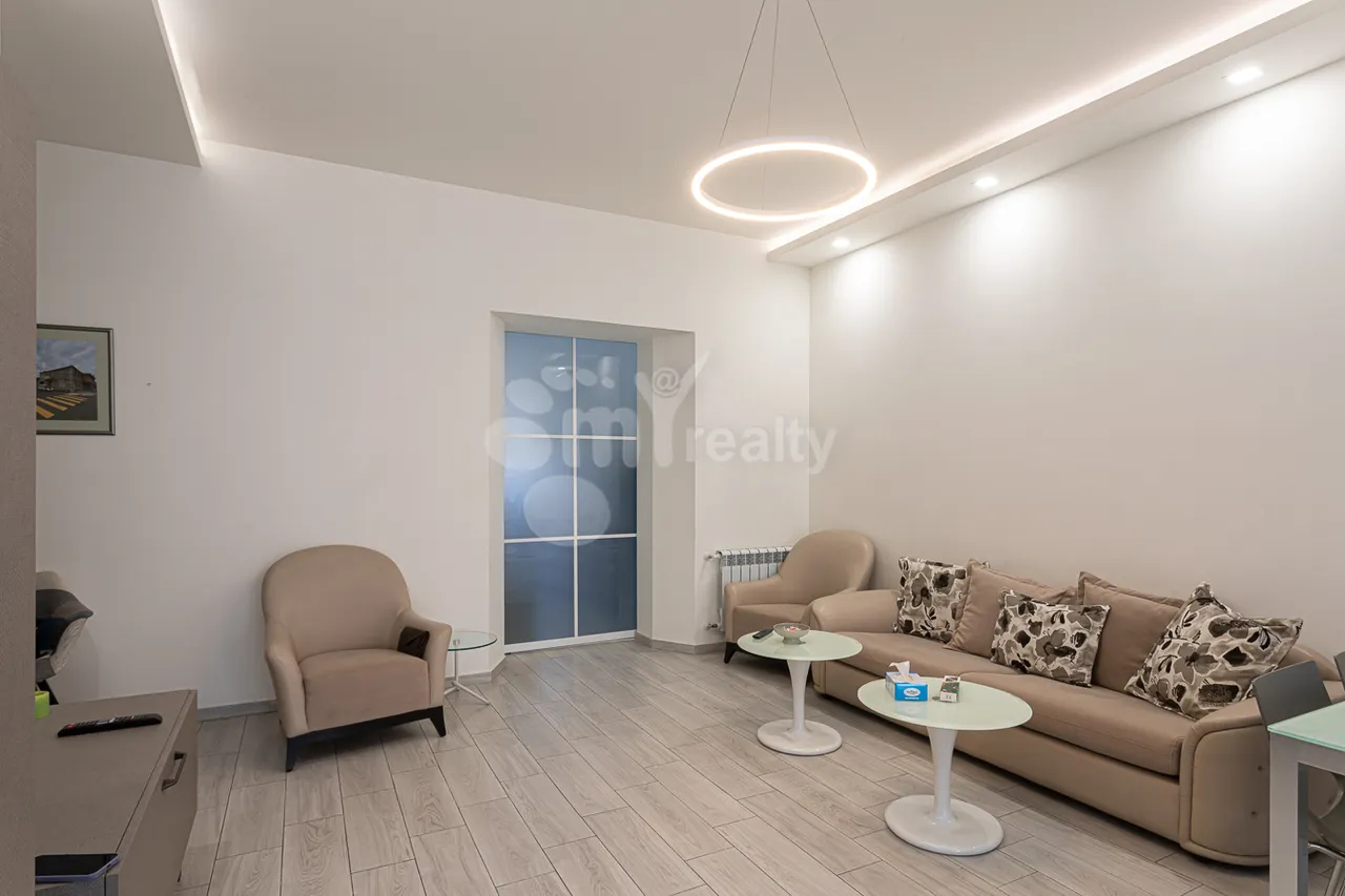 3 bedroom apartment for sale Teryan St, Center Yerevan, 160084