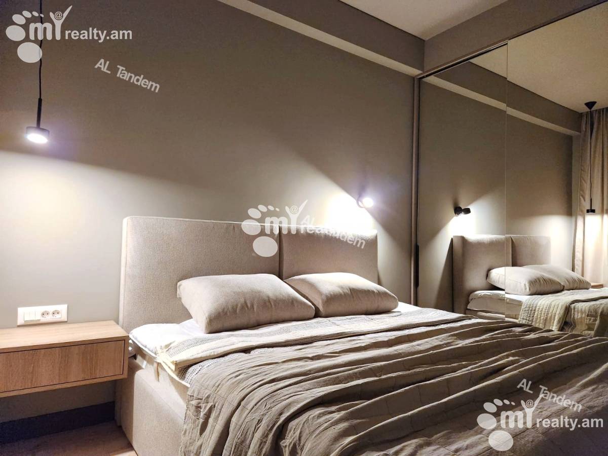 Купить 3 комнатную квартиру А.Манукян ул, Центр Ереван, 152847