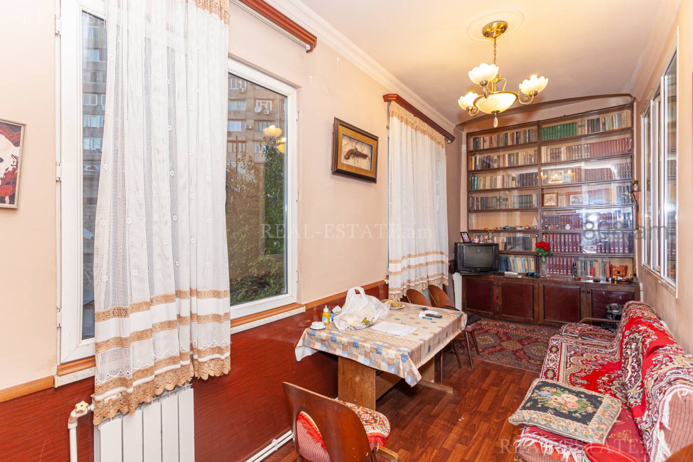 3 սենյականոց բնակարան  Կիևյան փող, Արաբկիր Երևան, 132519