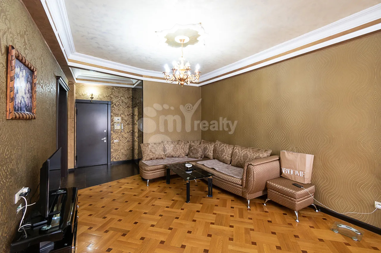 3 սենյականոց բնակարան  Հր.Քոչար փող, Արաբկիր Երևան, 160053