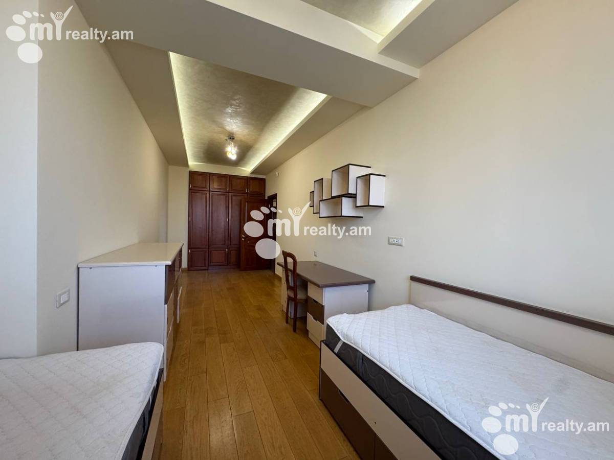4 bedroom apartment for sale Keri St, Arabkir Yerevan, 161221