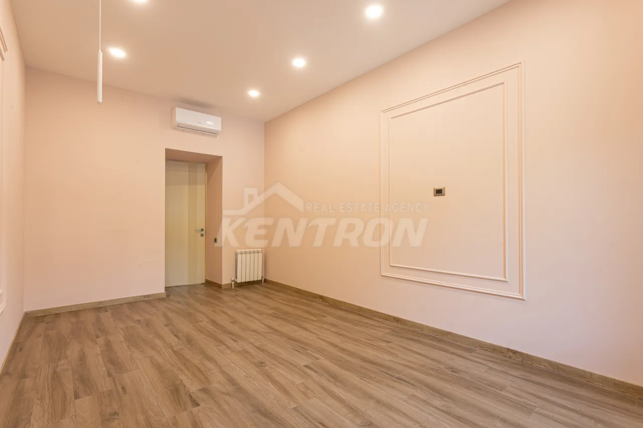 Commercial property for rent Mashtots Ave, Center Yerevan, 158865
