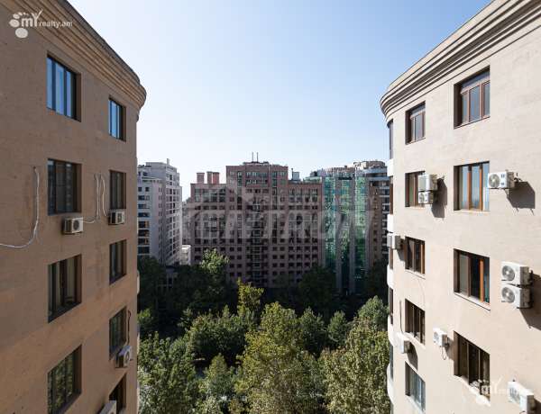 4-senyakanoc-bnakaran-vacharq-Yerevan-Center