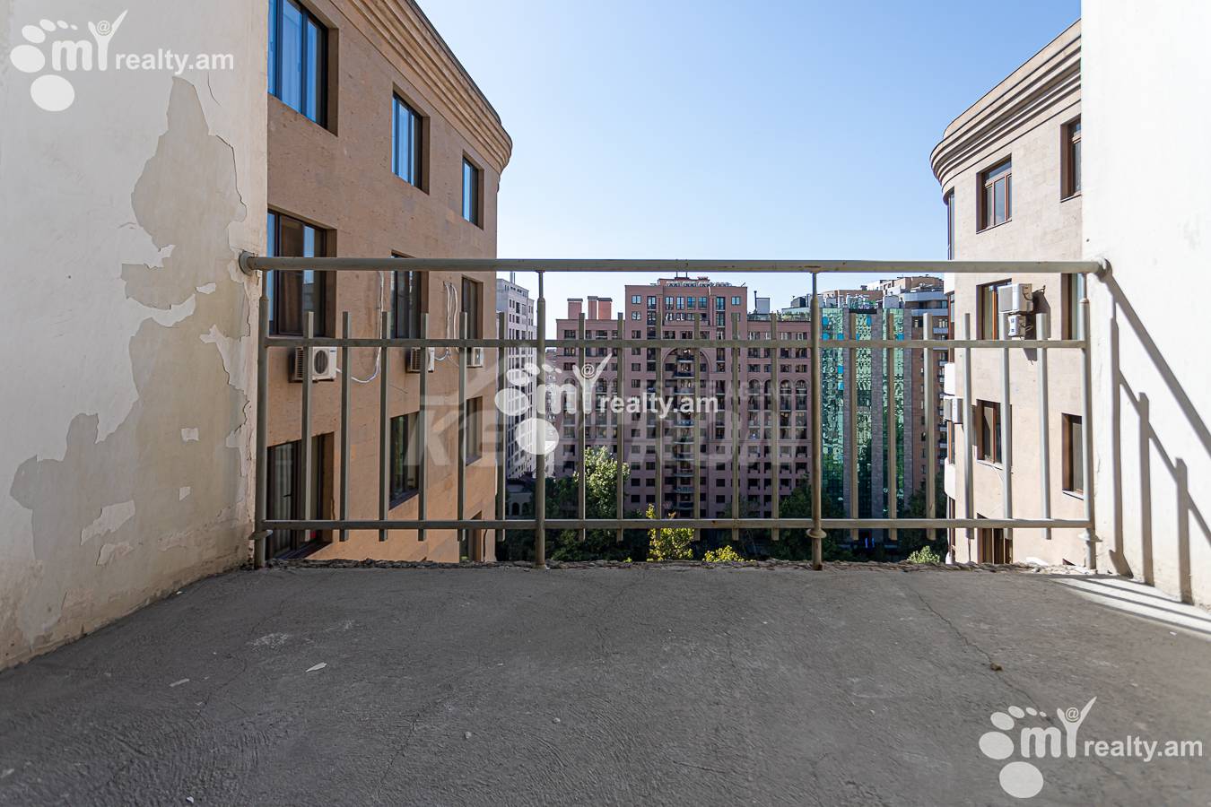 4 bedroom apartment for sale Aram St, Center Yerevan, 156909