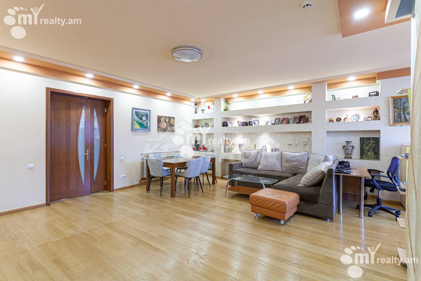 6 bedroom apartment for sale Aram St side, Center Yerevan, 154609