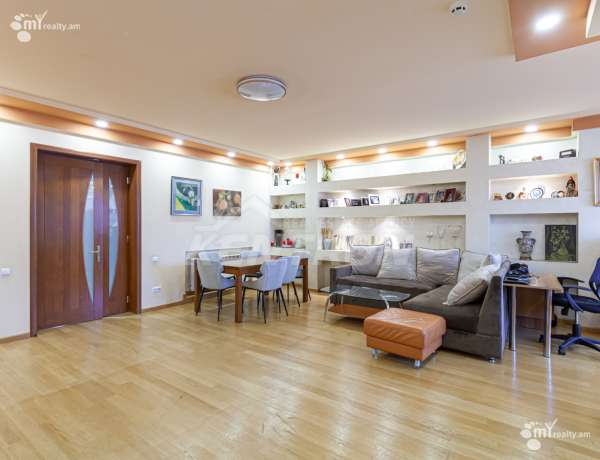 6-senyakanoc-bnakaran-vacharq-Yerevan-Center