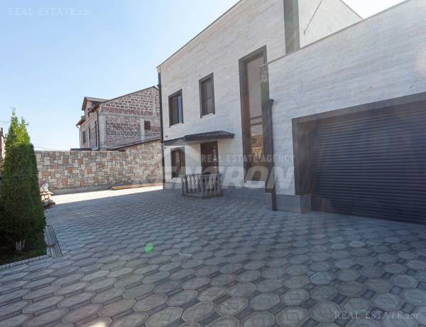 arandznatun-vacharq-Yerevan-Nor-Nork