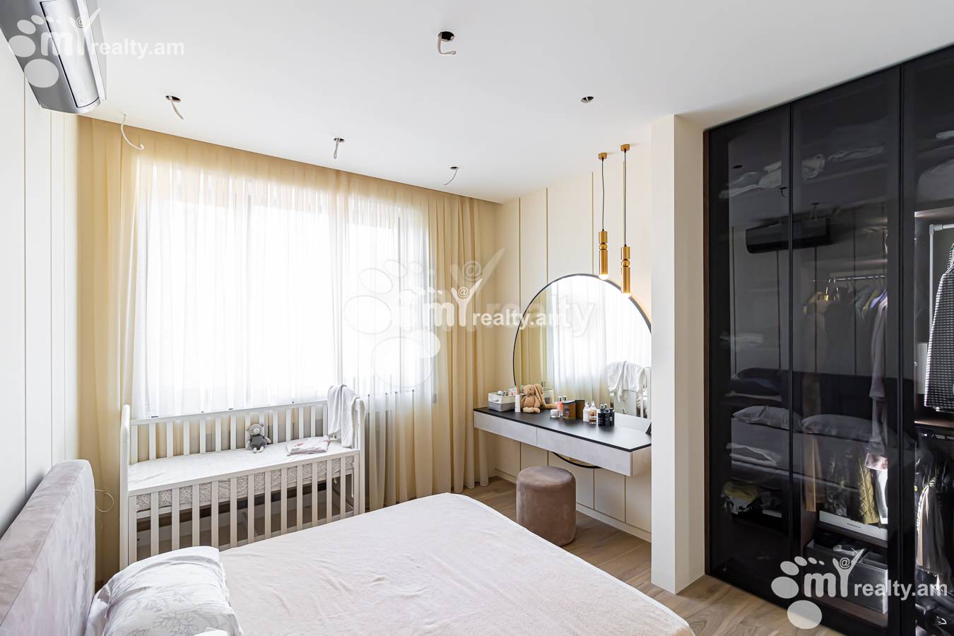 3 սենյականոց բնակարան  Տիգրան Պետրոսյան փող., Դավթաշեն Երևան, 152828