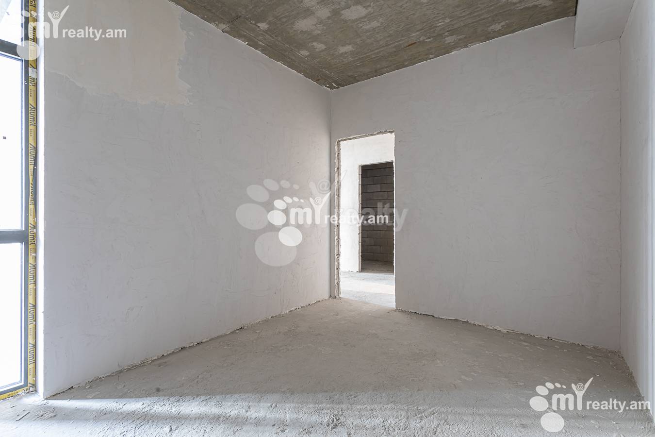 3 bedroom apartment for sale خیابان آرشاکونیاک, مرکز شهر ایروان, 156380