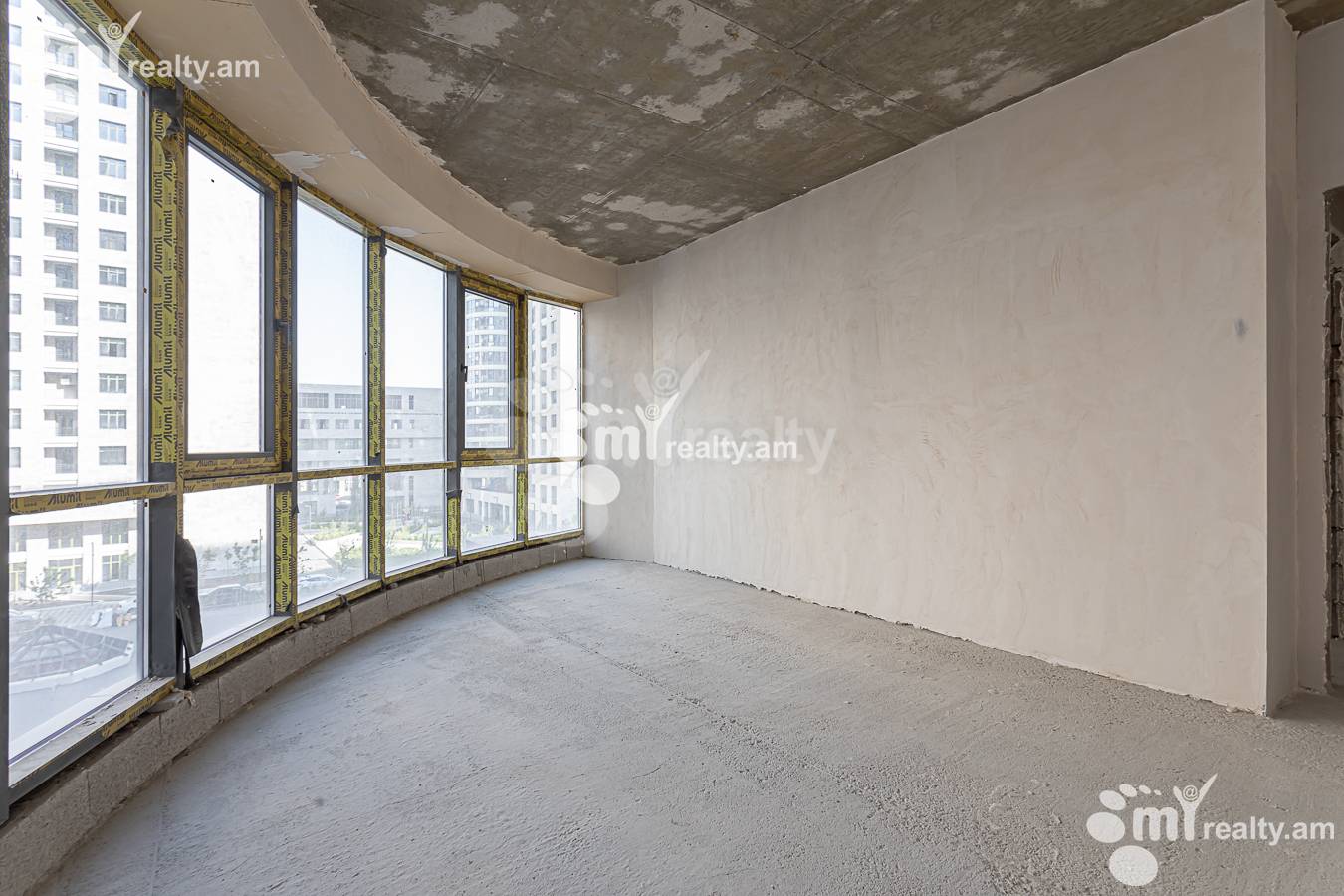 3 bedroom apartment for sale خیابان آرشاکونیاک, مرکز شهر ایروان, 156380