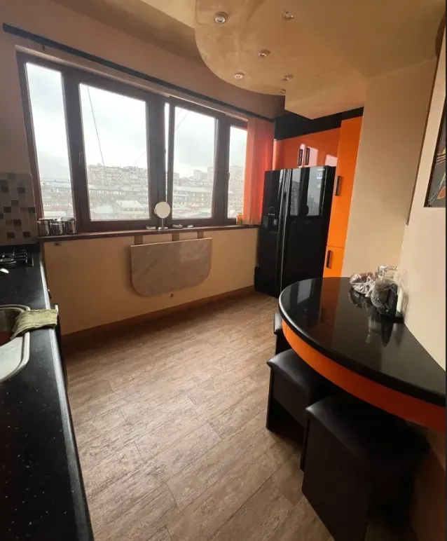 3 bedroom apartment for sale Gyulbenkyan St, Arabkir Yerevan, 158431