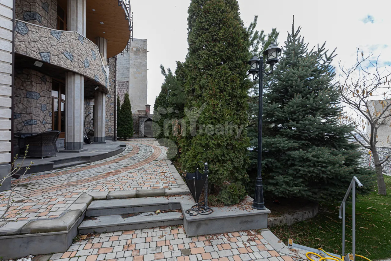 House for sale Duryan disrtict, Avan Yerevan, 160109
